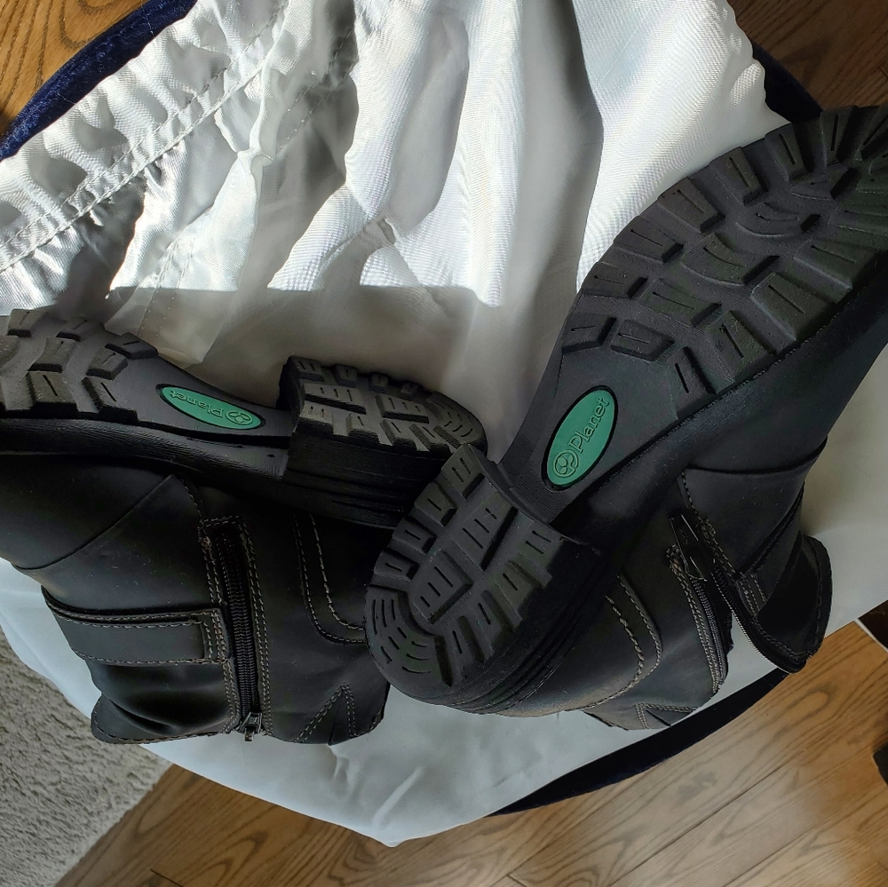 Planet boots - Picture 2 of 3